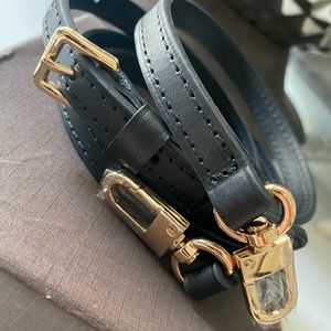 New- Leather Crossbody Strap